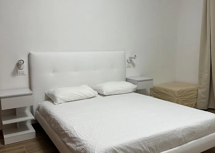 Lägenhet Near The Historic Center And The Hospital Piacenza